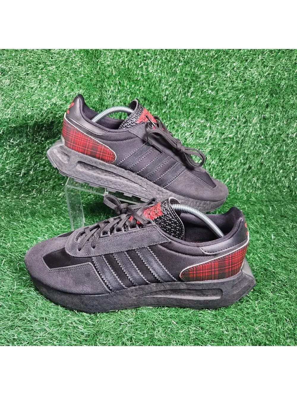 Adidas Mens Retropy E5 GZ4619 Black Red Low Top Lace-Up Sneakers Shoes Size 11.5